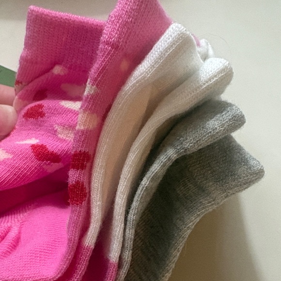 💕Kate Spade 3 Pairs Pink Socks with Heart Design Grey solid, White - Picture 8 of 14